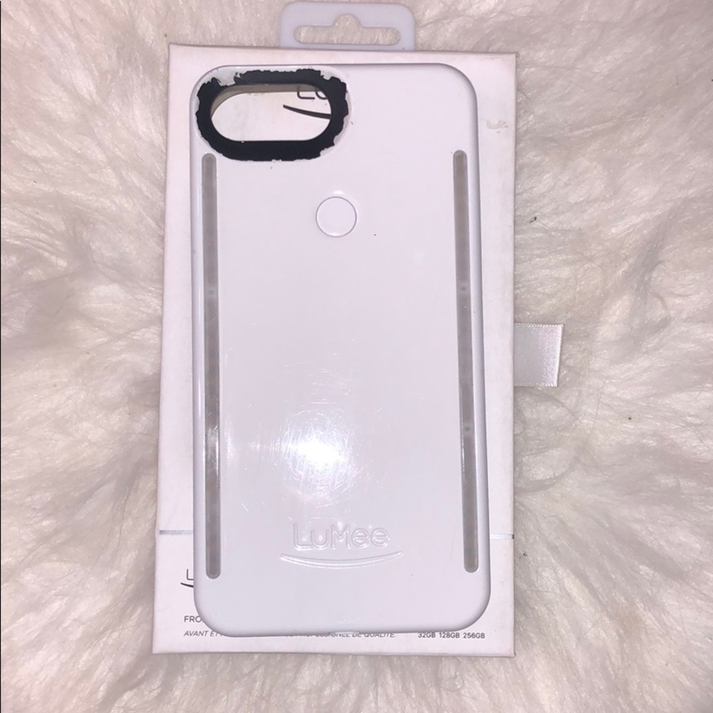 Iphone 7 Plus Lumee Case - image 1